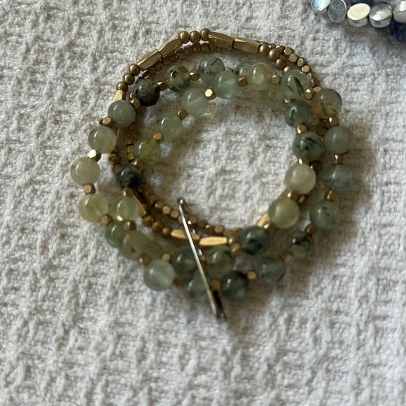 Elegant Multi-Color Beaded Bracelet Set - Picture 2 of 4